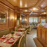 Murat 3* Paris