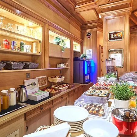 Murat Hotel Paris