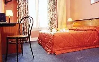 Ξενοδοχείο Murat 3*